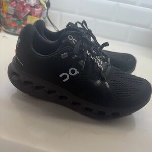 On Running Sleek Black Sneakers